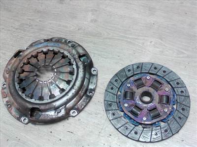 MAZDA 6 02-05 Kuplung szett szerkezet,tárcsa