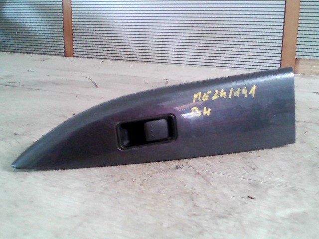 MAZDA 6 05-08 Bal hátsó ablakemelő kapcsoló 1. kép