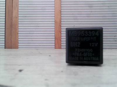 MITSUBISHI Space Star 2000.09.01-2004.12.03 Relé