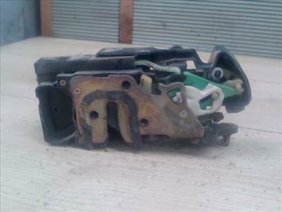 OPEL FRONTERA B 98-04 Jobb hátsó ajtó zárszerkezet központi záras