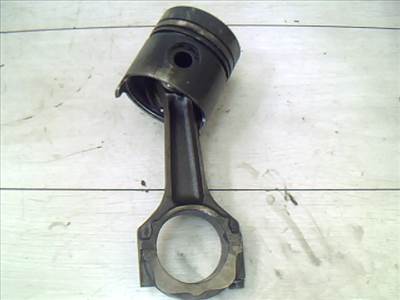 RENAULT R21 Dugattyú és hajtókar