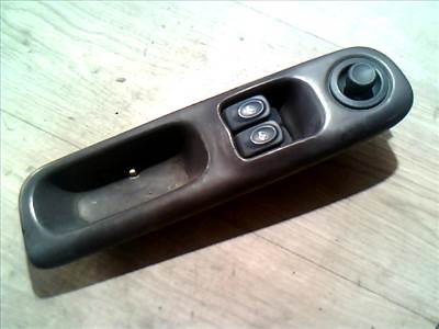 RENAULT TWINGO 93-98 Bal első ablakemelő kapcsoló