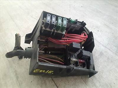 RENAULT TWINGO 98-07 Biztosítéktábla BCM BSI BSM SAM GEM modul Motortér