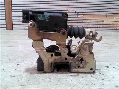 RENAULT TWINGO 98-07 Jobb első ajtó zárszerkezet központizáras