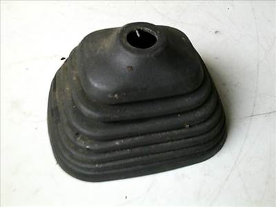 SUZUKI CARRY 99-05 VÁLTÓSZOKNYA / GUMI /