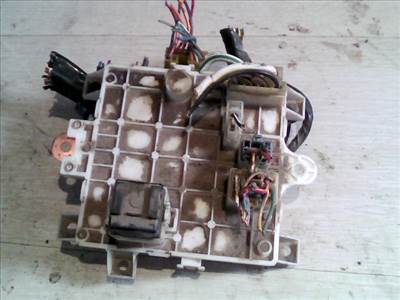 SUZUKI SWIFT 89-96 Biztosítéktábla BCM BSI BSM SAM GEM modul 