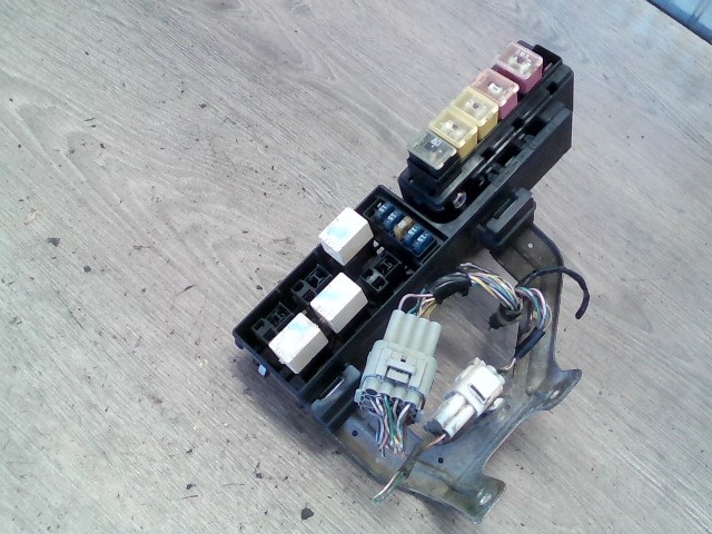 SUZUKI WagonR+ Biztosítéktábla BCM BSI BSM SAM GEM modul  1. kép