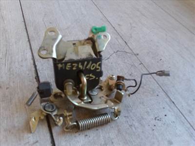 TOYOTA COROLLA 99.10-02.01 Csomagtér ajtó zárszerkezet