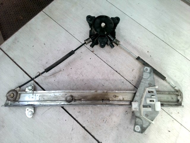 TOYOTA COROLLA AE/EE 92.05-97.04 Jobb első ablakemelő szerkezet mechanikus 1. kép