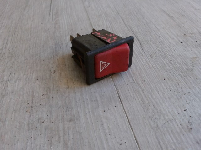 TRABANT 1,1 Elakadásjelző kapcsoló 1. kép