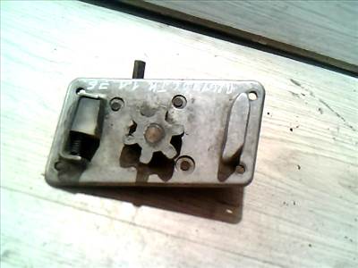 TRABANT 1,1 Jobb első ajtó zárszerkezet mechanikus