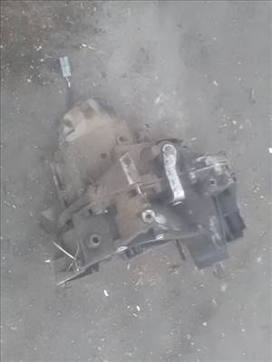 VOLVO V70 1996-2000 Sebességváltó. benzines manuális