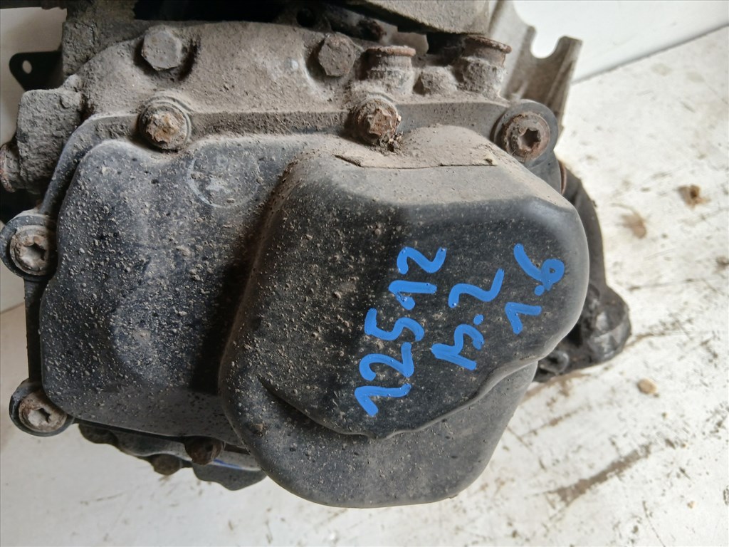 Opel Zafira B 2005-2014 Váltó 1.6 Benzin A16xer 5 sebességes 5. kép