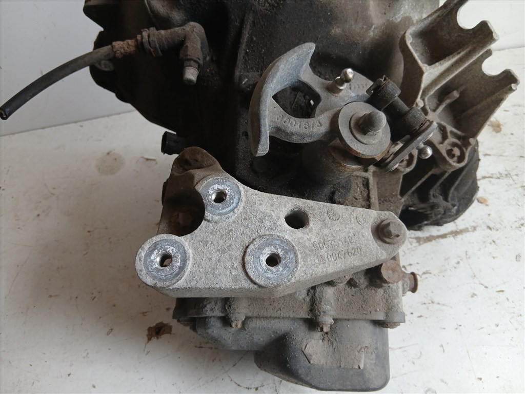 Opel Zafira B 2005-2014 Váltó 1.6 Benzin A16xer 5 sebességes 7. kép