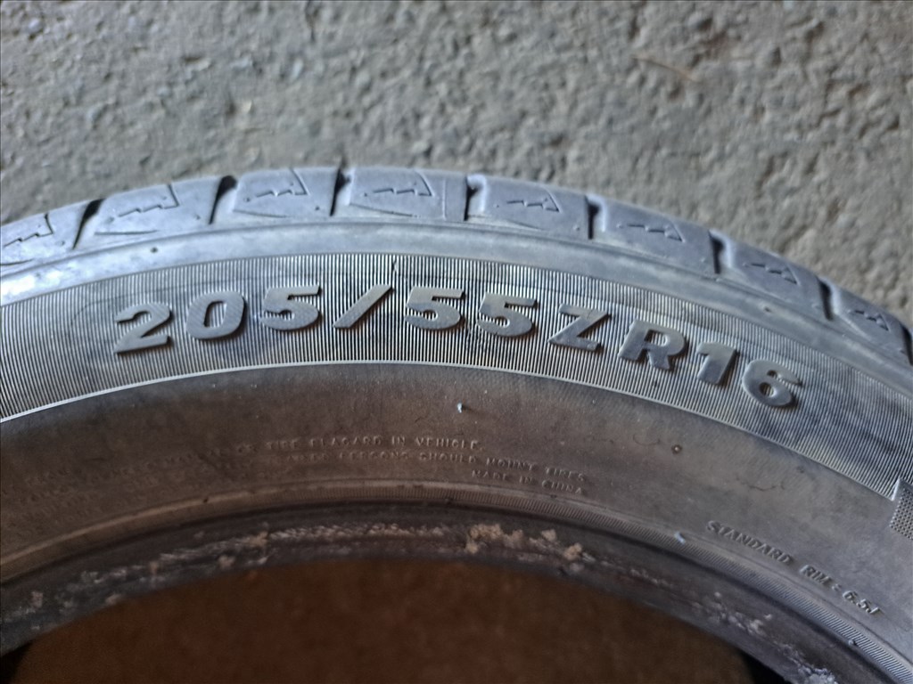 2db 205/55 R16 Nordexx Nyári gumi eladó! (DOT2018) ára 5000Ft/db Állapota: 6-7mm minta 5. kép