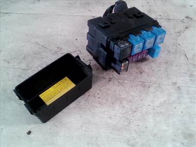 KIA CEED 2006.10-2009.07 Biztosítéktábla BCM BSI BSM SAM GEM modul Motortér