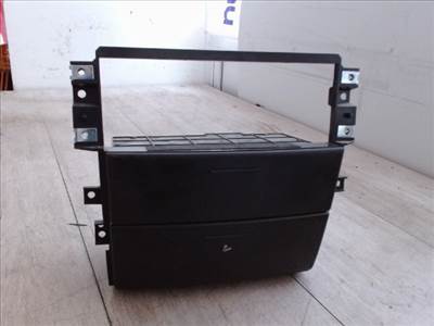 KIA Sorento 2002.08 - 2009.08 Hamutartó első