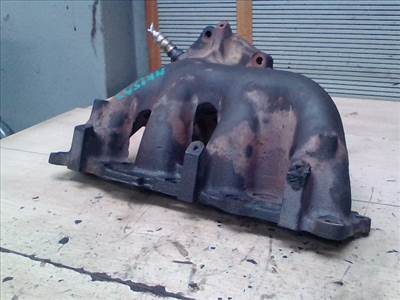 MAZDA PREMACY 99.01-05.10 Kipufogó csonk 