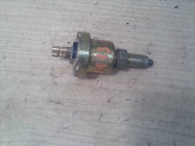 MITSUBISHI L300 Féklámpa pedál kapcsoló