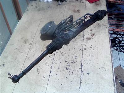 RENAULT EXPRESS 94- Kormánymű szervós