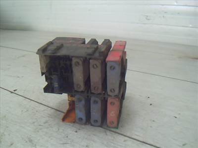 RENAULT Kangoo 2003.01 - 2008.01 Biztosítéktábla BCM BSI BSM SAM GEM modul Utastér