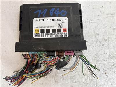 Opel Astra J 2009-2015 Bcm   13583956