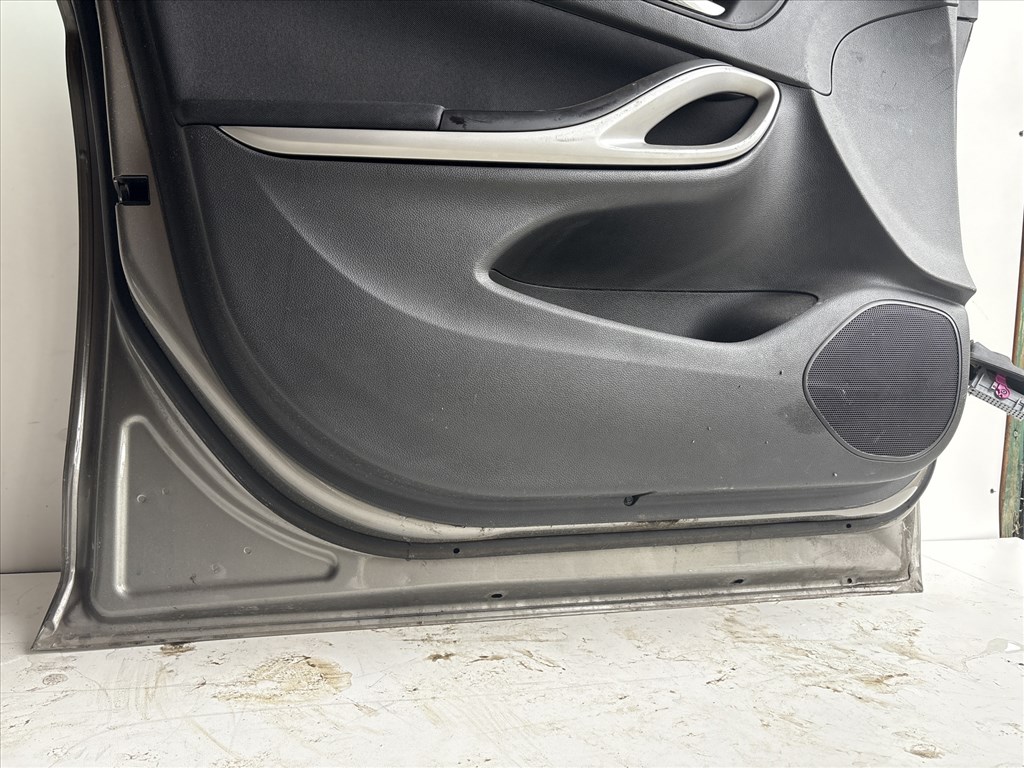 10237 Opel Astra K Bal első Ajtó Grafit Z40w 5. kép