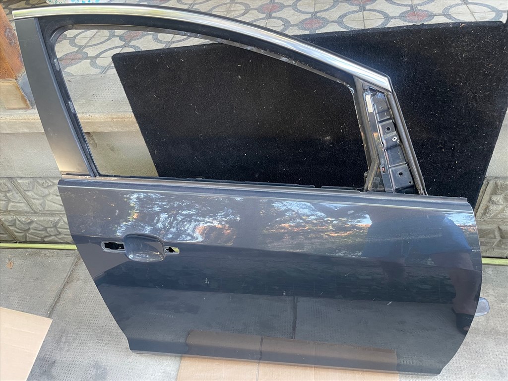 Opel Astra J  SÁRVÉDŐ  AJTÓ  MOTORHÁZTETŐ Z190 színkód 9. kép