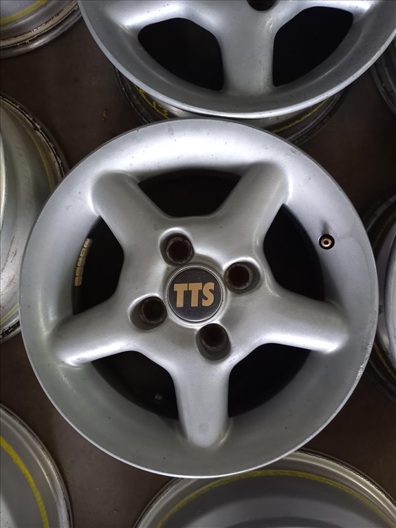  4x100 lyukosztású 5,5JJ 13" használt alufelni TTS axx 3. kép