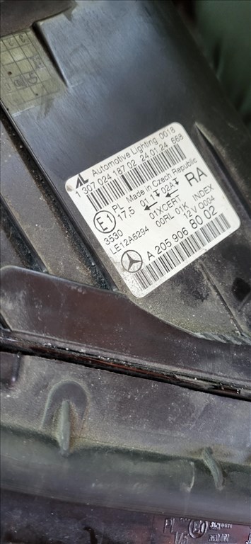 Mercedes C-osztály W205 Jobb első fènyszóró a205906 2. kép