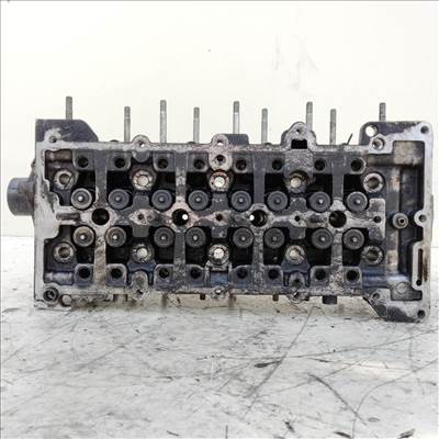 204551 Alfa Romeo 159, 156, 147, Gt 1,9 16v Diesel hengerfej, 5 mm szelepszárral, 1 izzítógyertya beletörve!!! 55206424