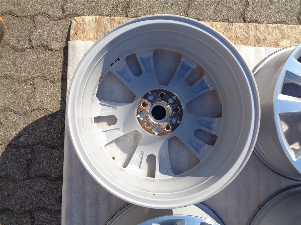 Opel gyári alufelni 19-es, 5×115-ös osztóval szenzorral, mint az új eladó.  6. kép