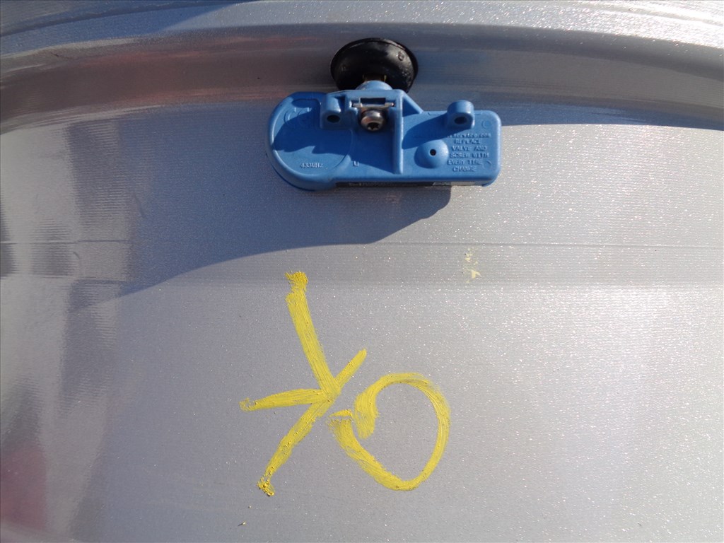 Opel gyári alufelni 19-es, 5×115-ös osztóval szenzorral, mint az új eladó.  10. kép