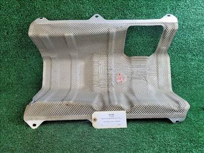 SUZUKI SX4 S-Cross II Középső Kipufogó Dob Hővédő Lemez 1423161M00 1423161m00000