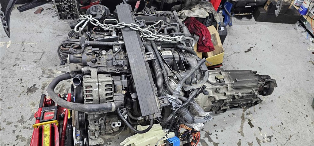 BMW 5-ös sorozat E60/E61 N47D20A motorok eladók! Több darab is van.Ára felszereltség függő! km 210e 3. kép