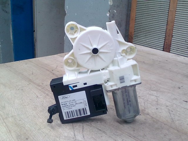 FORD C-MAX 03.06-07.03 Jobb hátsó ablakemelő motor 1. kép
