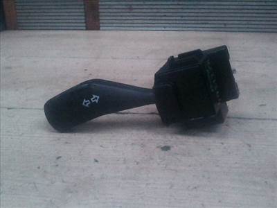 FORD FOCUS 04- Kormánykapcsoló bal 