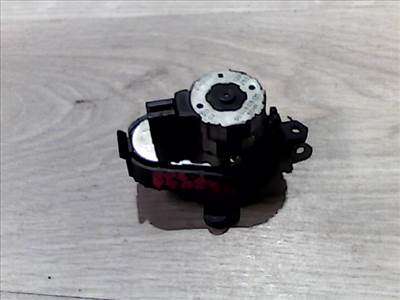 MAZDA 626 -97 Fűtésszabályzó zsalu állító motor