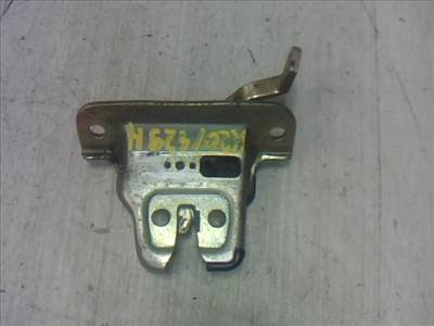 MITSUBISHI COLT 86-89 Csomagtérajtó zárszerkezet