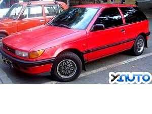 MITSUBISHI COLT 89-92 Jobb első fényszóró