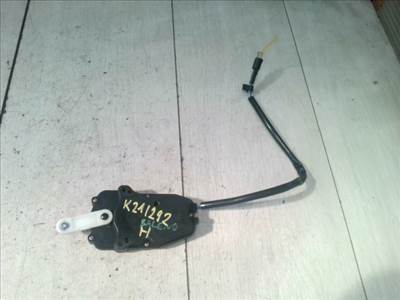 SUZUKI BALENO 95-98 Csomagtérajtó központi zár motor