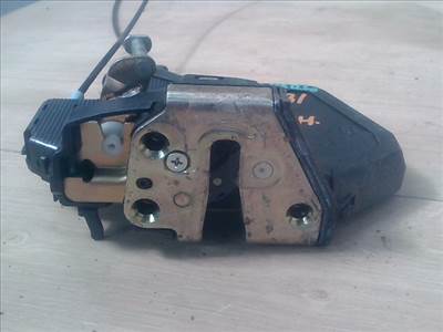 TOYOTA Corolla Verso 02.01.01-04.05.31 Bal hátsó ajtó zárszerkezet központi záras