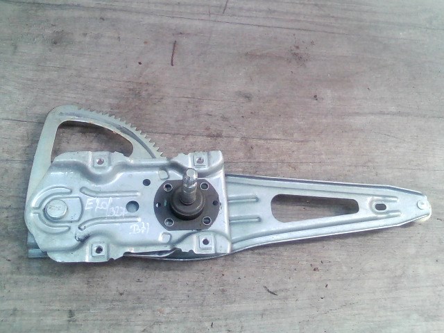 TOYOTA YARIS 06.01.01-08.12.31 Bal hátsó ablakemelő szerkezet 1. kép