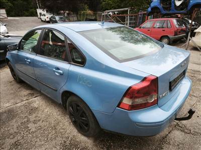 2004 Volvo S40 1.8 benzin,  manuális - balkormányos jármű ÉRKEZETT bontási céllal! 