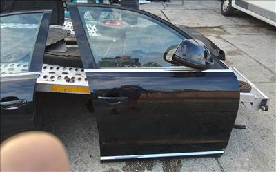 Audi Q5 (8R) Ajtó 