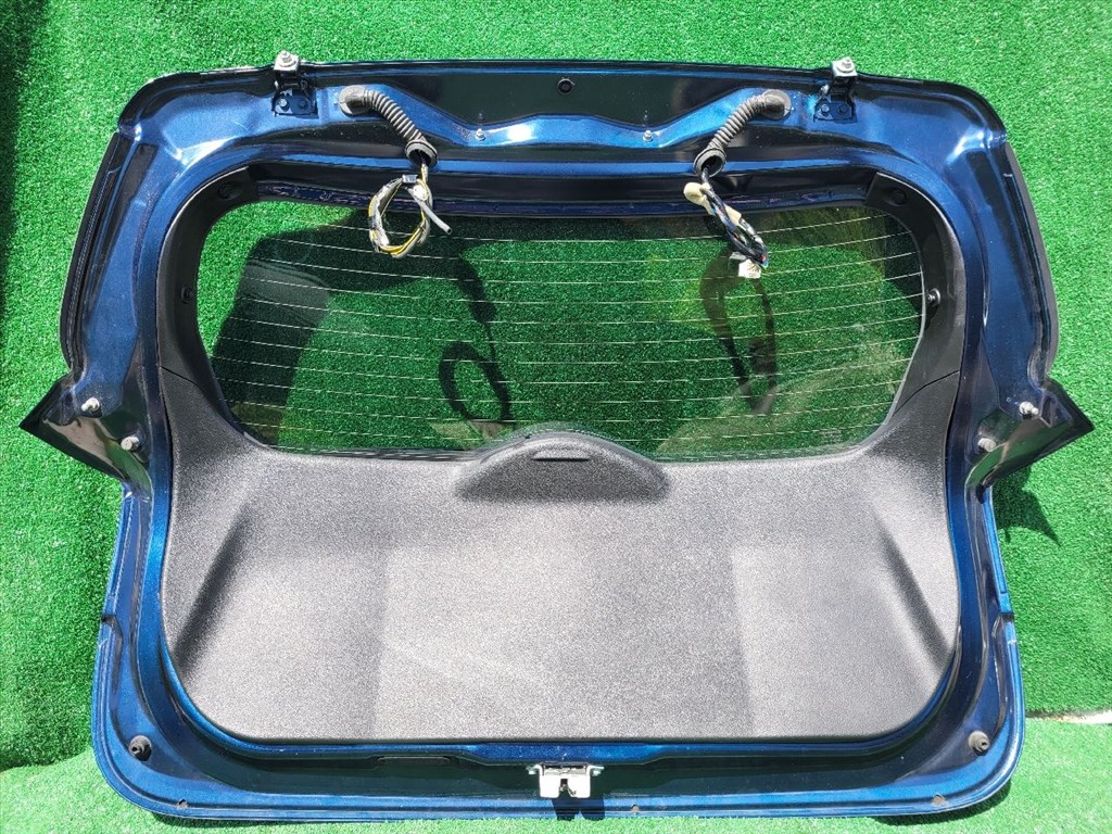 SUZUKI SX4 S-Cross II Csomagtérajtó (Részeivel) 2. kép