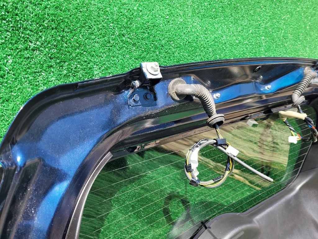 SUZUKI SX4 S-Cross II Csomagtérajtó (Részeivel) 12. kép