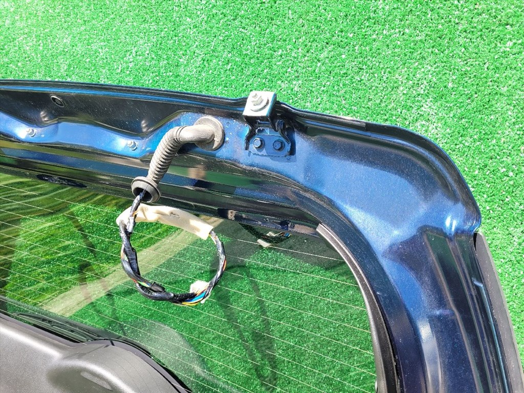 SUZUKI SX4 S-Cross II Csomagtérajtó (Részeivel) 15. kép