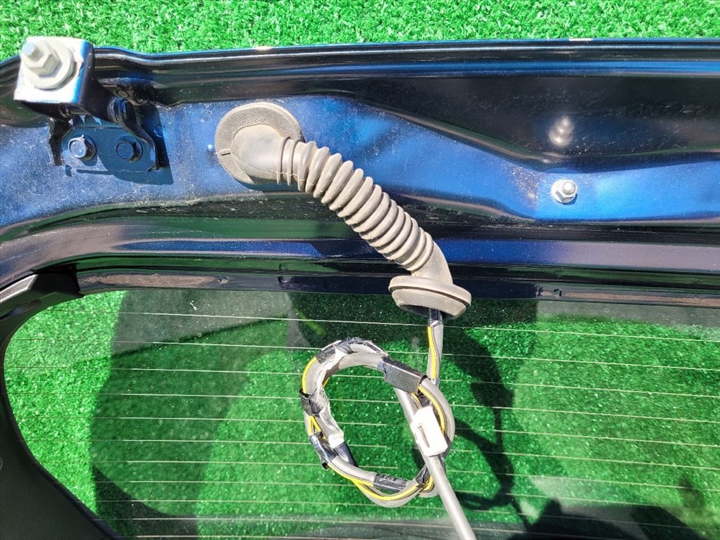 SUZUKI SX4 S-Cross II Csomagtérajtó (Részeivel) 19. kép