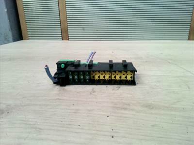 CITROEN C5 -04.09 Biztosítéktábla BCM BSI BSM SAM GEM modul 